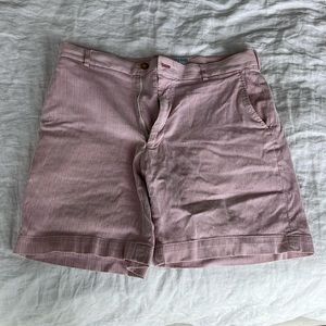 Southern Tide Coral Seersucker shorts